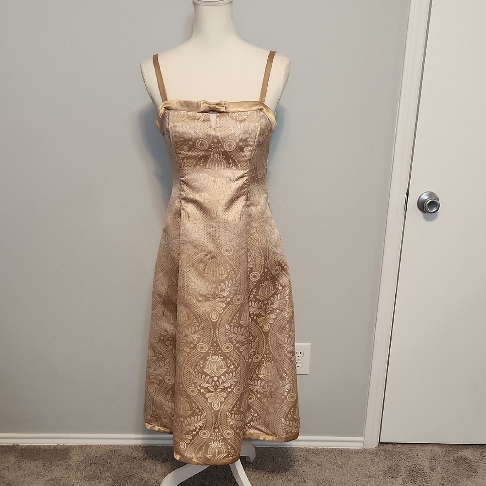 Robbie Bee Gold Spaghetti Strap Midi Dress